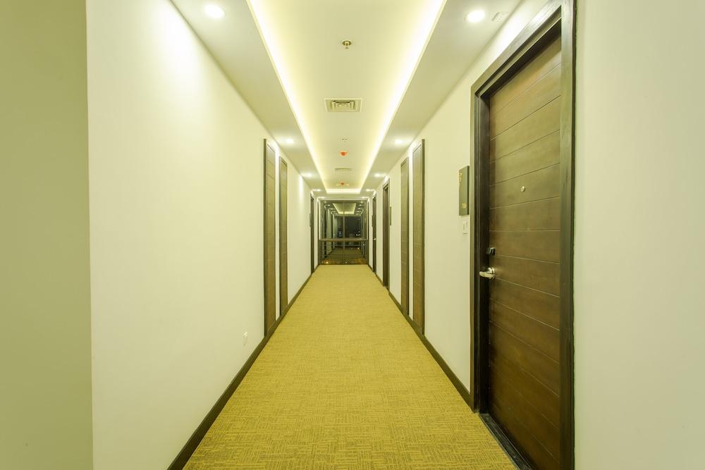 Hotel Mulberry Катманду Екстериор снимка