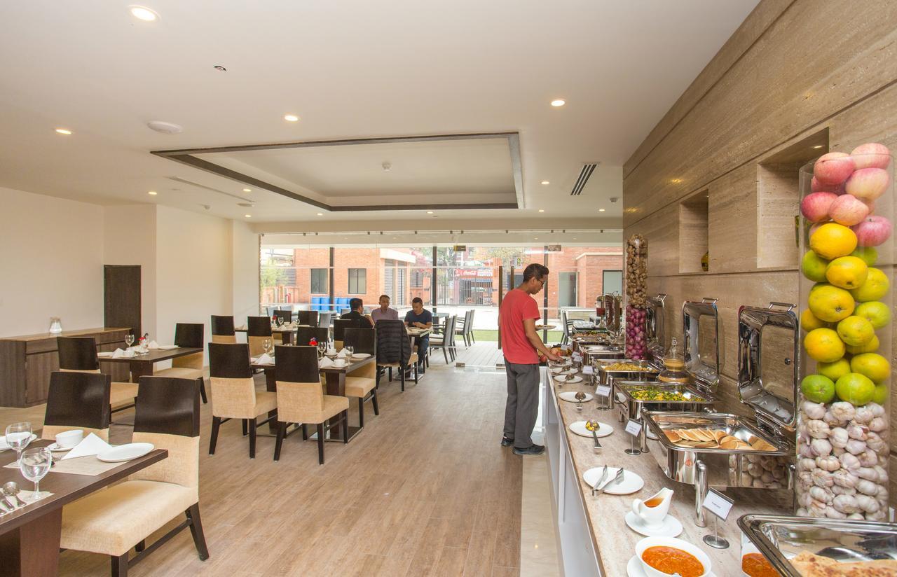 Hotel Mulberry Катманду Екстериор снимка