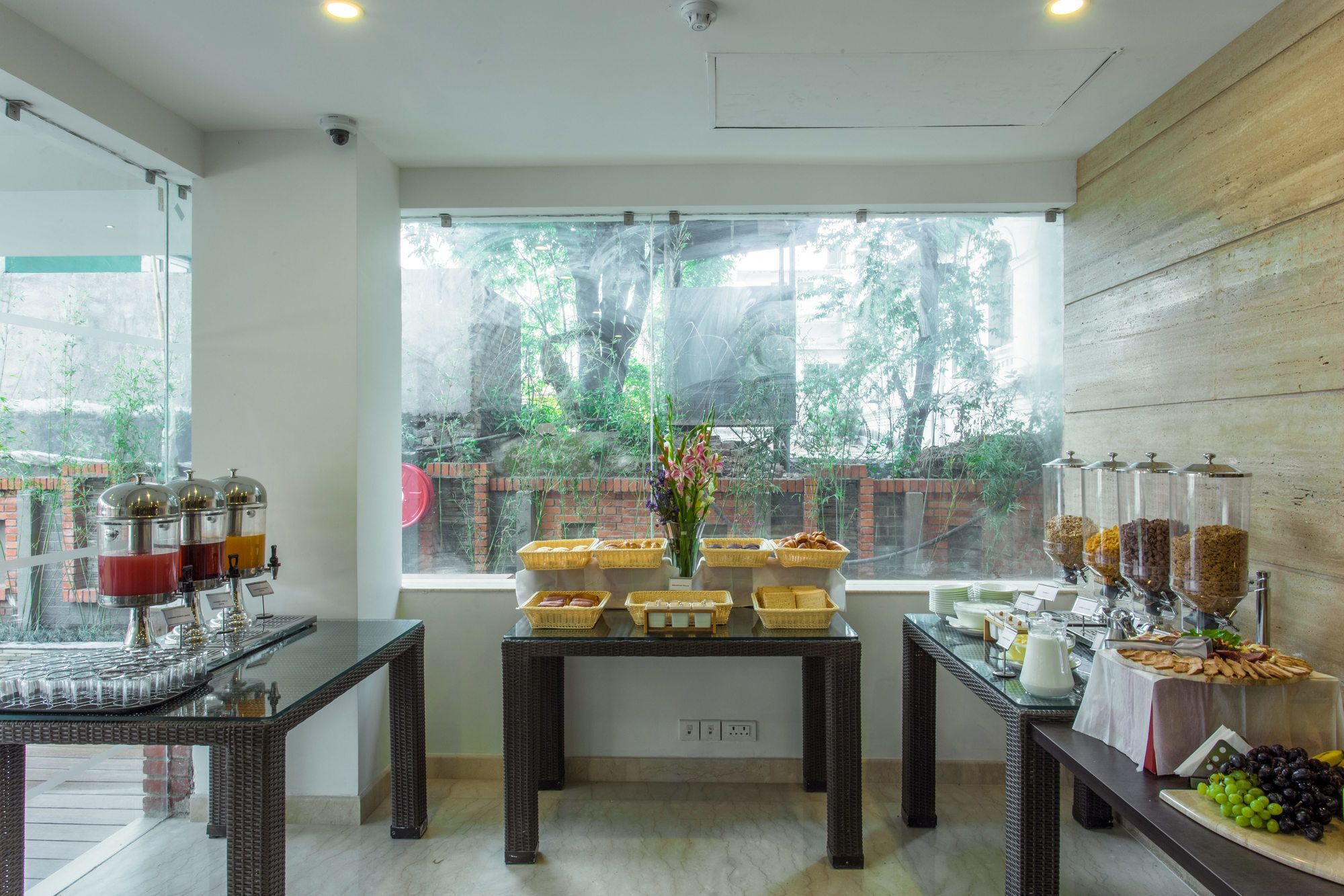 Hotel Mulberry Катманду Екстериор снимка