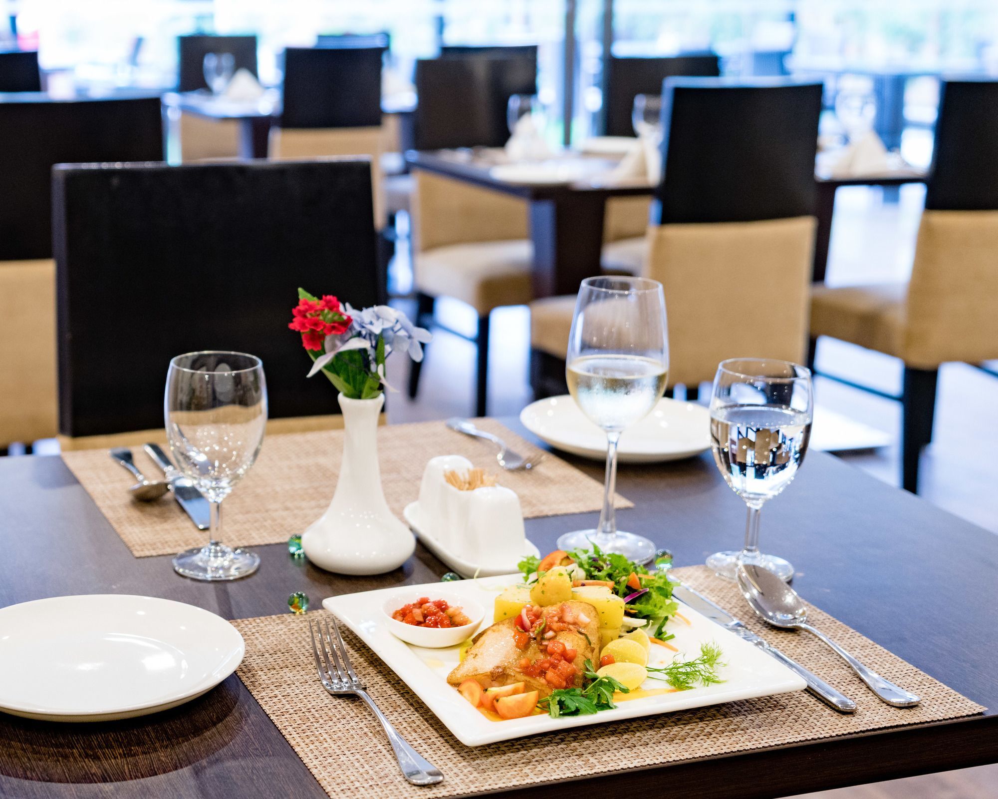 Hotel Mulberry Катманду Екстериор снимка